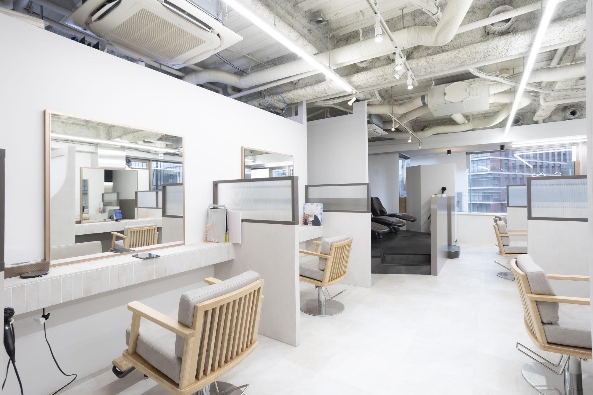 個室hair salon Alea by little（旧：Alea by little 横浜）の外観